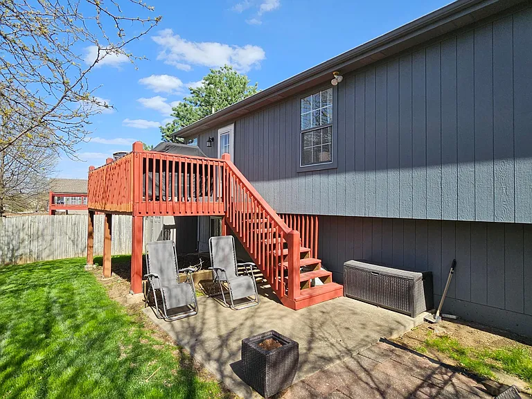 15624 Foster St — Photo 24