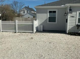 3 Anthony Pl, Newport, RI 02840