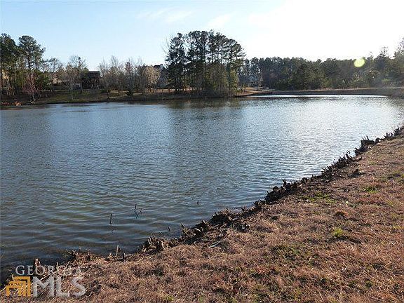 4th image of 333 Brook Hollow Ln