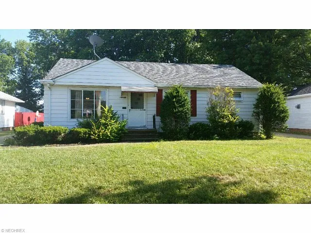 14120 James Ave photo 1