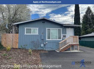2110 College Way, Medford, OR 97504