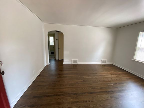 2nd image of 14211 S Green Bay Ave
