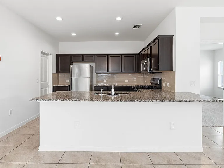 7121 Ranchito Dr — Photo 14