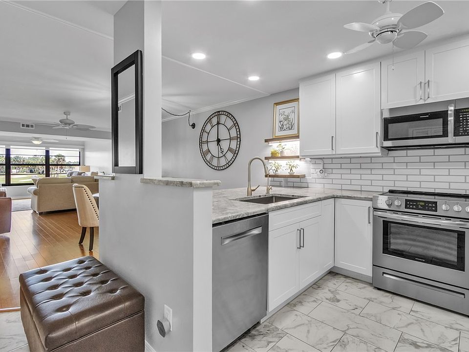 1st image of 24 Plantation Dr APT 205