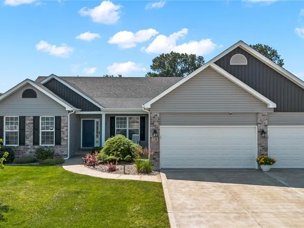 738 Lost Canyon Blvd, Wentzville, MO 63385
