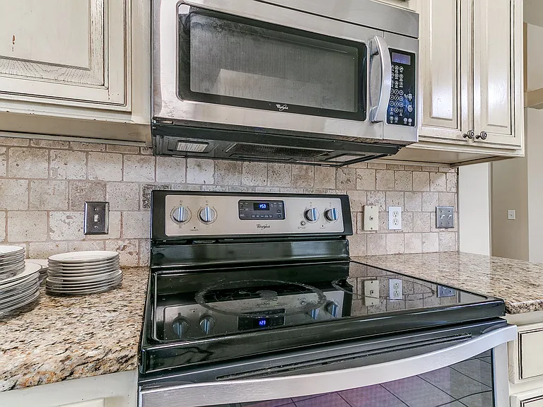 18100 Calle Way — Photo 12