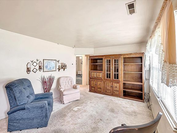 5th image of 1019 Anthony Ln