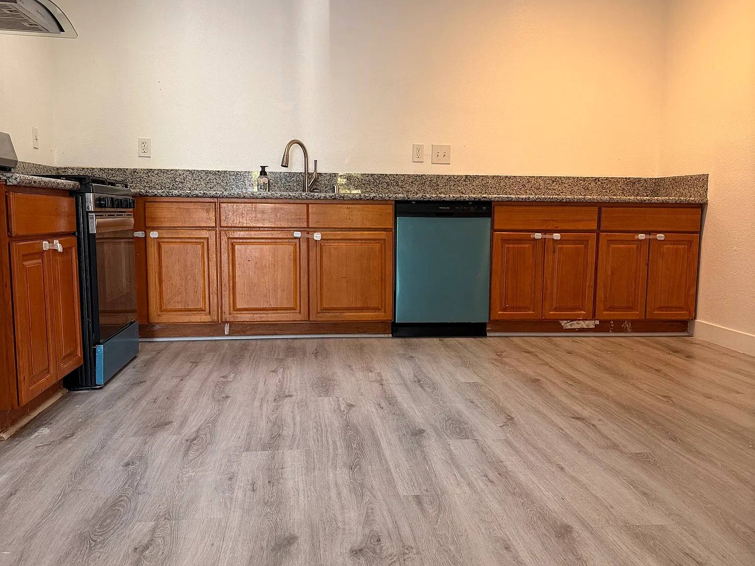 7409 Eton Ave — Photo 4