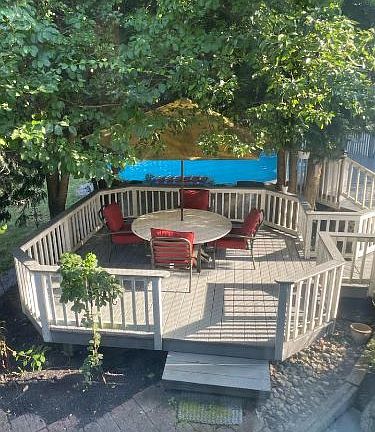 3rd image of 2439 Acorn Dr