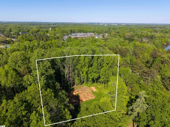 6 Stratton Pl, Greenville, SC 29615