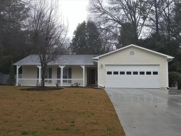 50 Parkmont Dr, Roswell, GA 30076