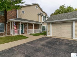 110 Teton Ln APT 1, Mankato, MN 56001