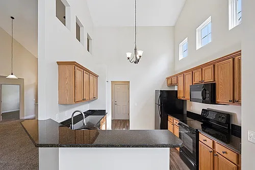 Mallard Pond Apartments & Condos Photo 1