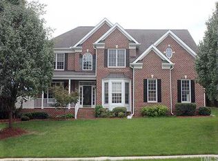 9105 Club Hill Dr, Raleigh, NC 27617