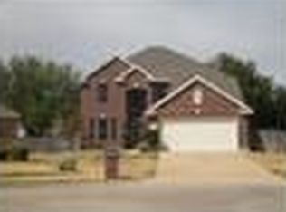 419 Brookside Dr, Lake Dallas, TX 75065