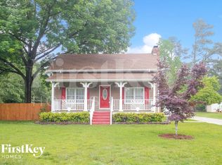 1593 Pine Shadows Dr, Dallas, GA 30157