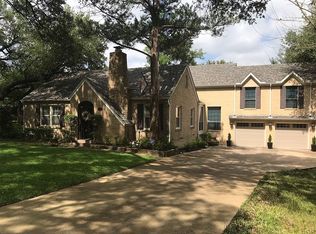 1301 Bluebonnet Dr, Fort Worth, TX 76111