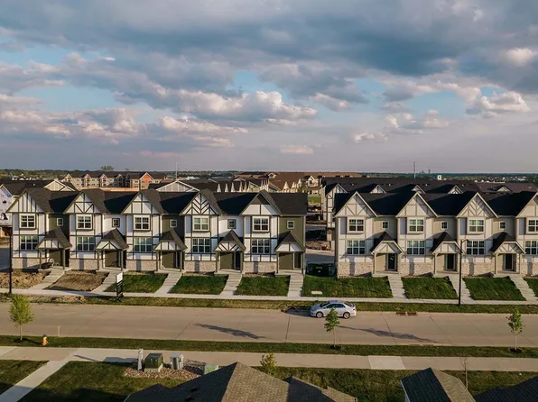 Chalet at Prairie Trail Townhomes