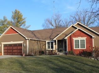 N3324 Hawthorne Rd, Lake Geneva, WI 53147