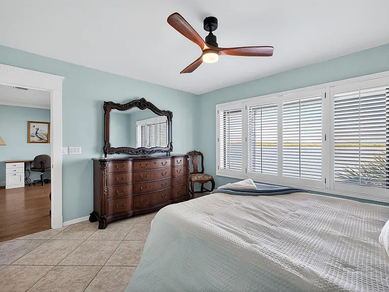 1630 Seaway Dr #304 — Photo 27