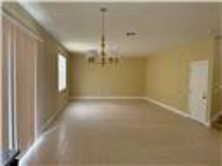 933 Whispering Cypress Ln — Photo 15