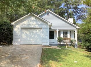 160 Diamond Dr, Athens, GA 30605