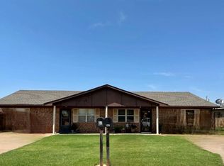 113 Hosanna Dr, Elk City, OK 73644