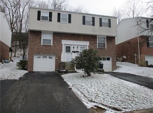 2728 Kingston Dr, Natrona Heights, PA