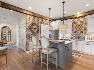 2206 Grand View Dr, Saint Simons Island, GA 31522
