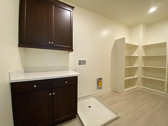3rd image of 3192 E Olympic Dr
