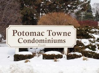 6267 Potomac Cir #1, West Bloomfield, MI 48322