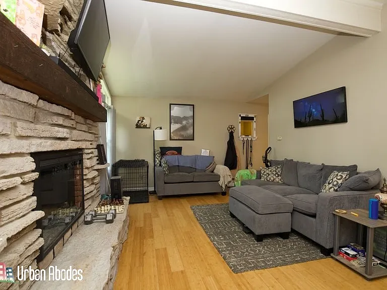 55 E Jeffrey Ave #SFH — Photo 2