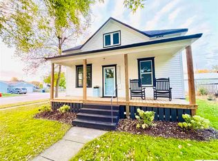 420 Walnut St SW, Sleepy Eye, MN 56085