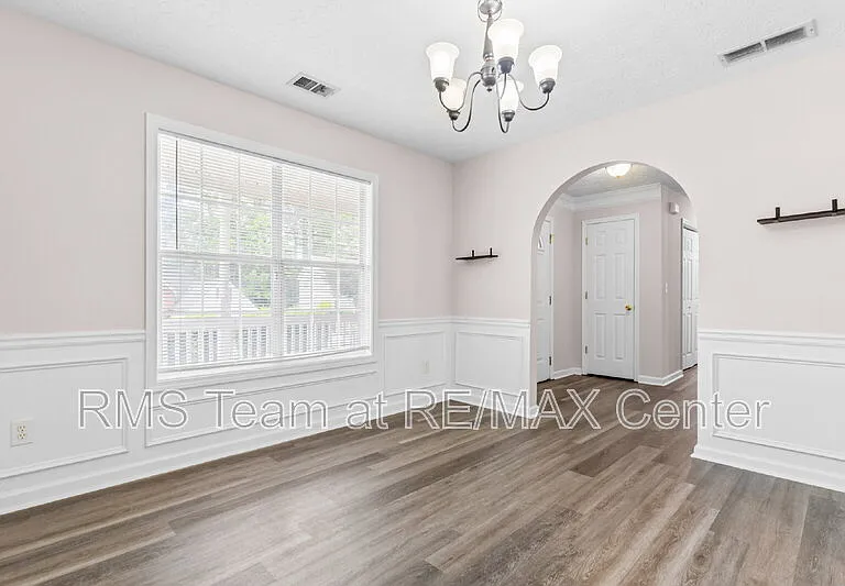 3854 Wheaton Ct — Photo 11