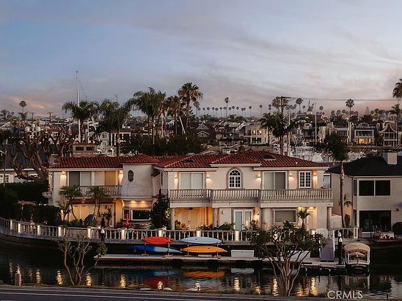 2nd image of 842 Harbor Island Dr
