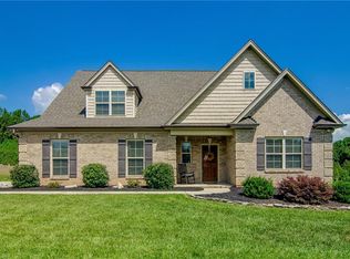 7044 English Pride Dr, Trinity, NC 27370