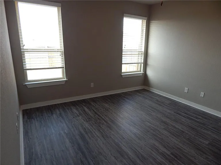 210 Hidden Springs Dr #210 — Photo 14