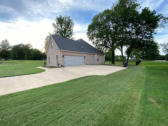 Extended driveway