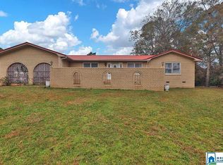 6100 Chartee Dr, Anniston, AL 36206