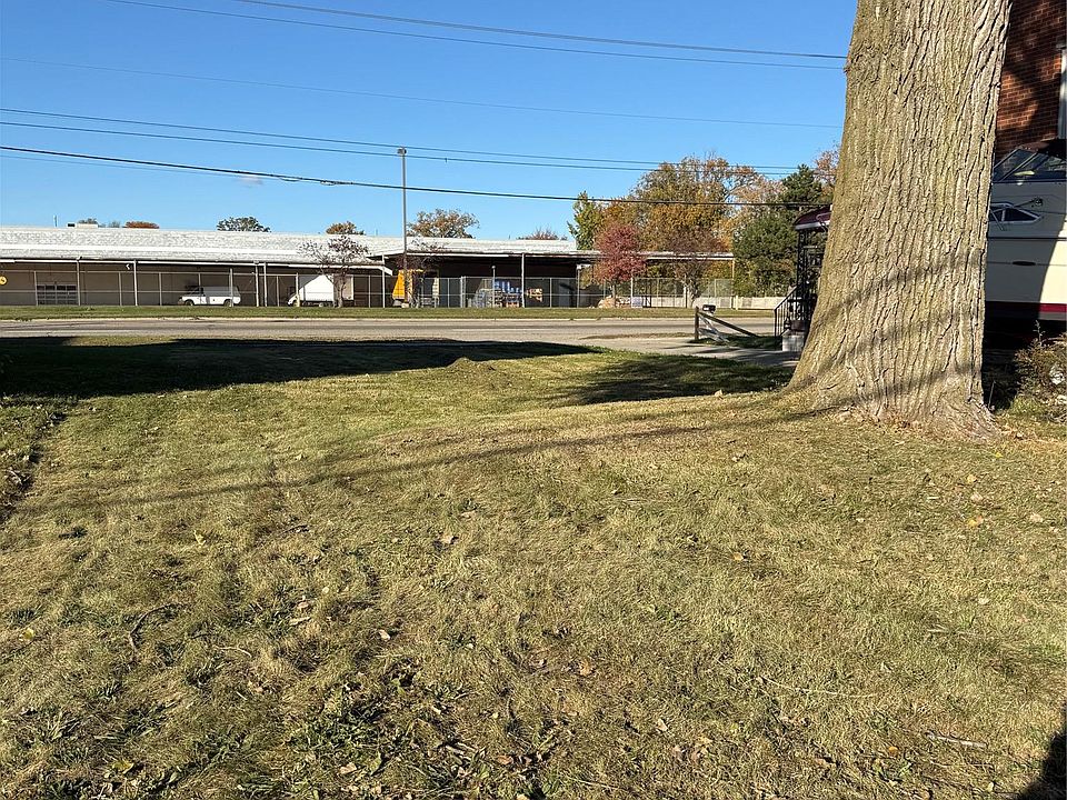 2nd image of 15 Mile Rd Lot 1