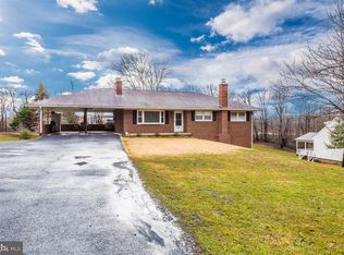 10316 Sunset Dr, Damascus, MD 20872