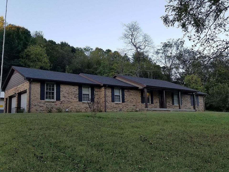 2nd image of 6062 Lickton Pike