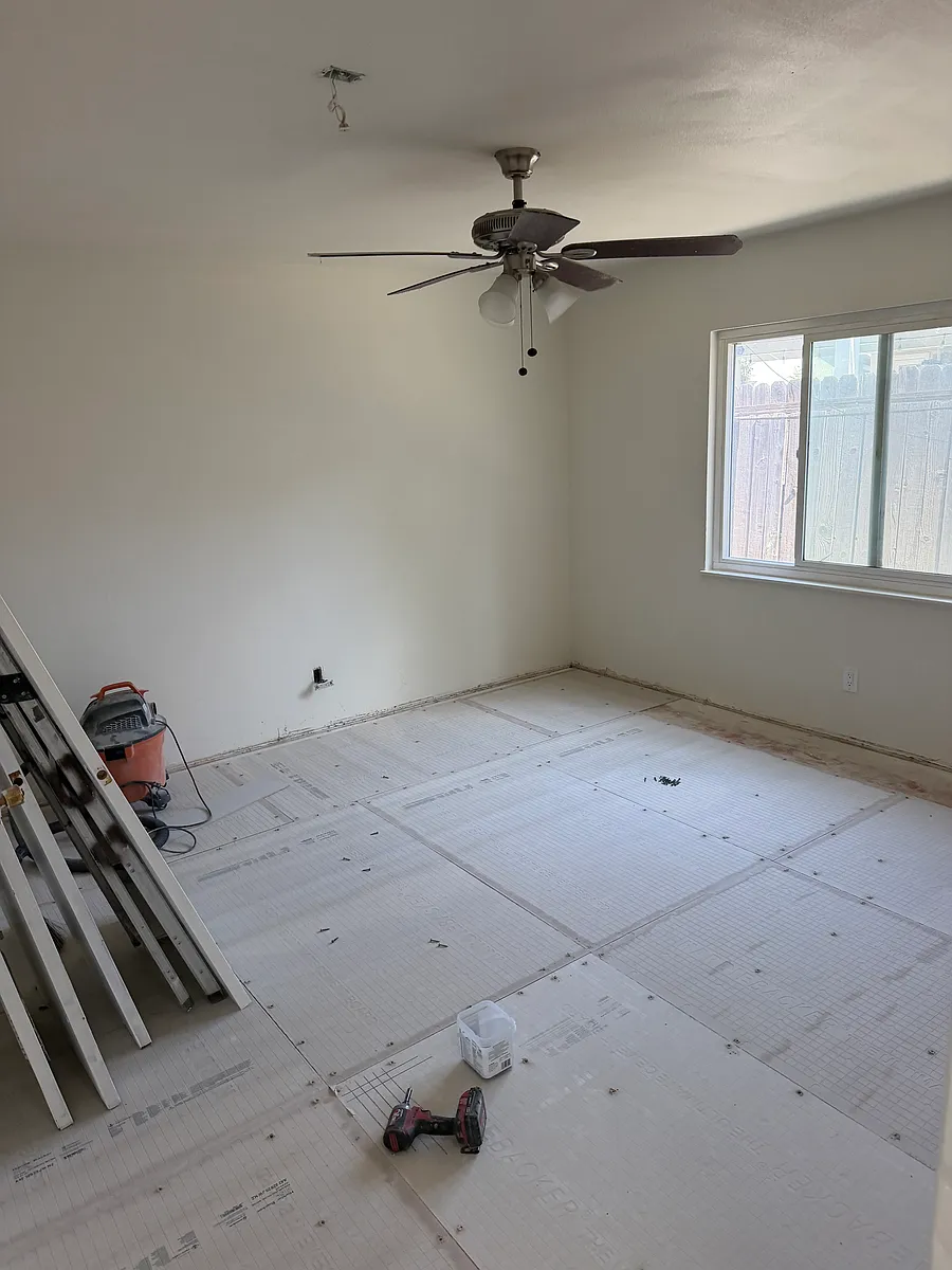 Building Photo - 500 Parker Dr #D