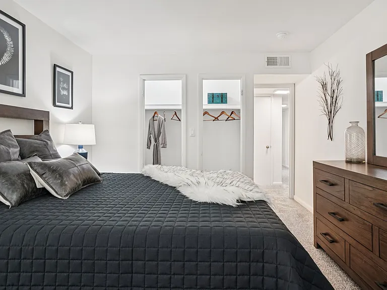 The Arbors Apartments — Photo 69