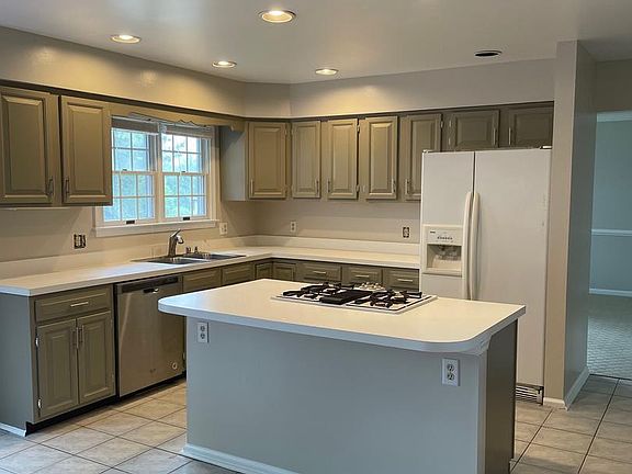 2nd image of 6404 Empty Song Rd