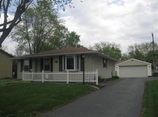 6350 Archmere Sq E, Columbus, OH 43229