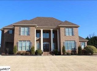 909 Wax Myrtle Ct, Greer, SC 29651