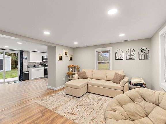 2nd image of 7452 Briery Branch Rd