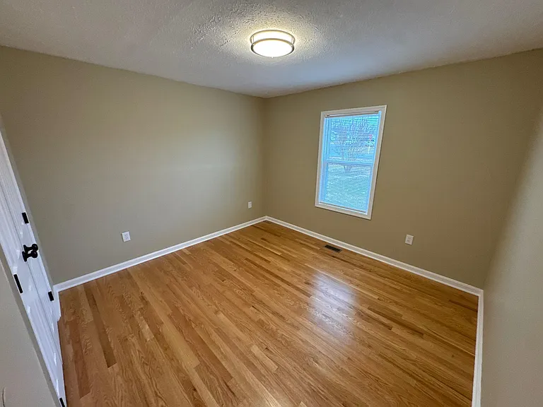 127 Longstreet Ave — Photo 14