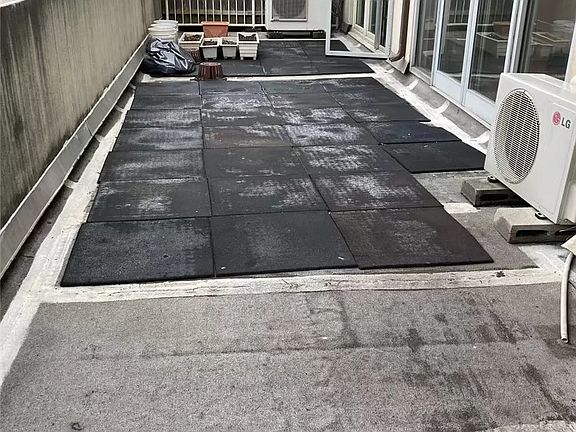3rd image of 140-22 Beech Ave #9B